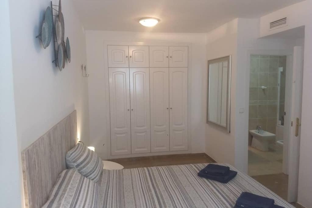2 Bedroom, Sea Front Complex W Pool And Private Garden Jávea Exterior foto