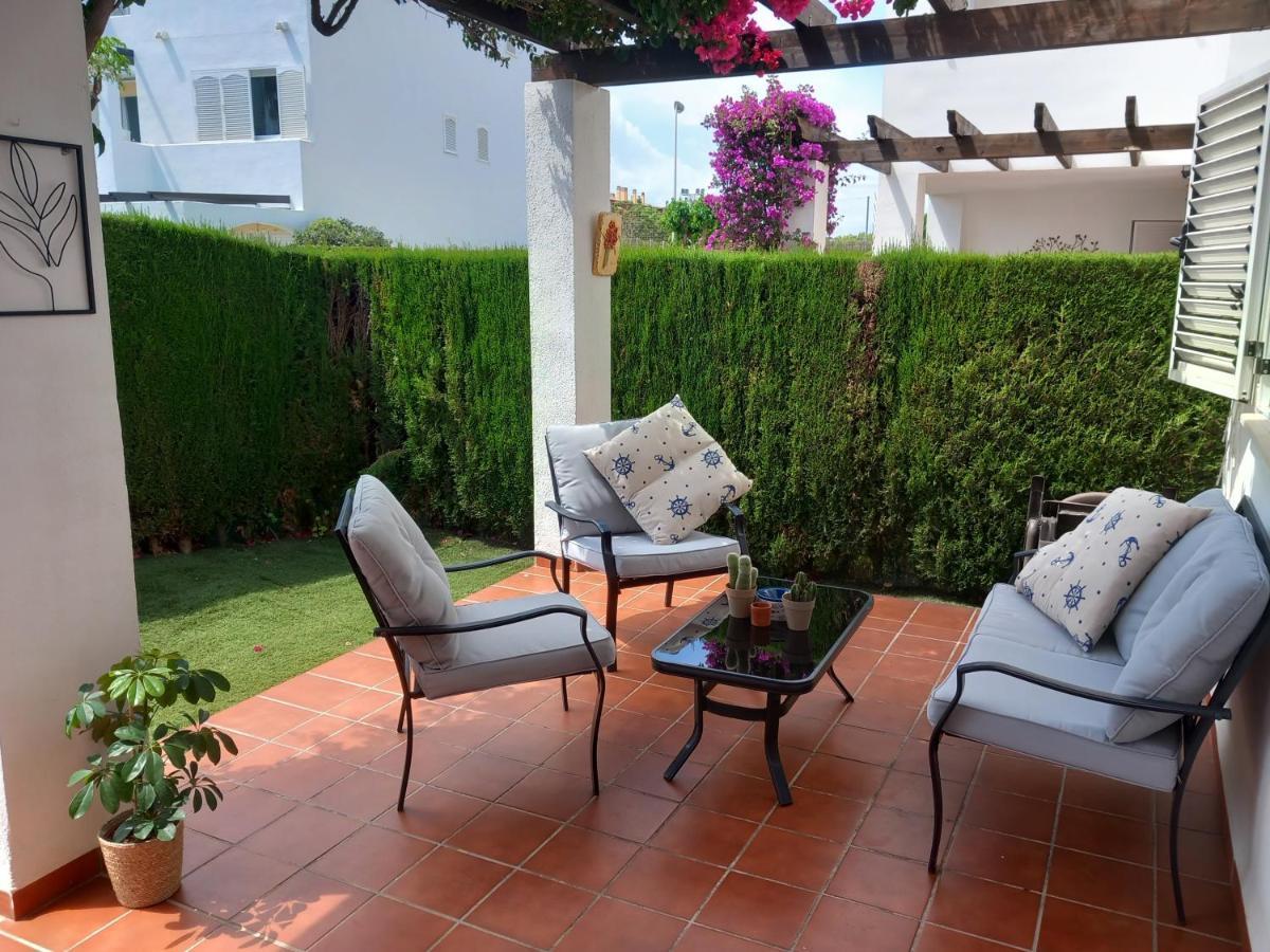 2 Bedroom, Sea Front Complex W Pool And Private Garden Jávea Exterior foto